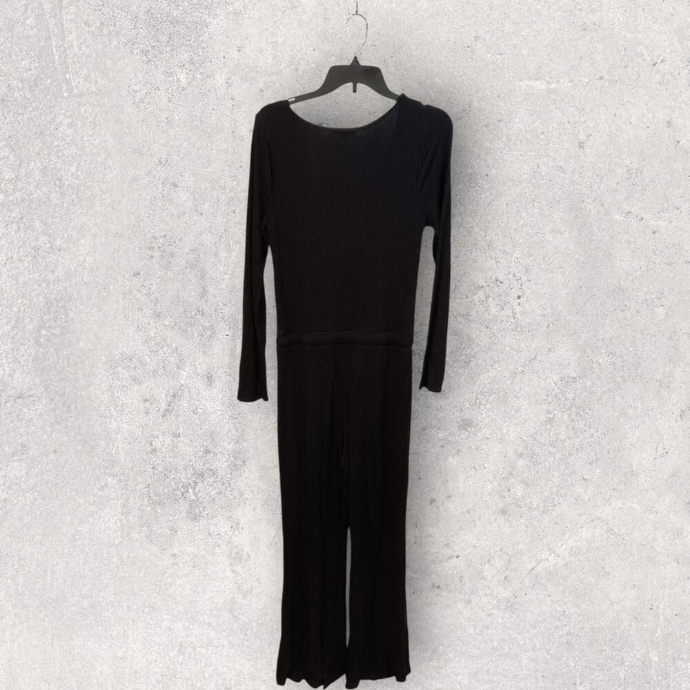 Beyond Yoga Ribbed Jumpsuit Black V-Neck Lounge Athleisure Minimalist Size M - Picture 4 of 11